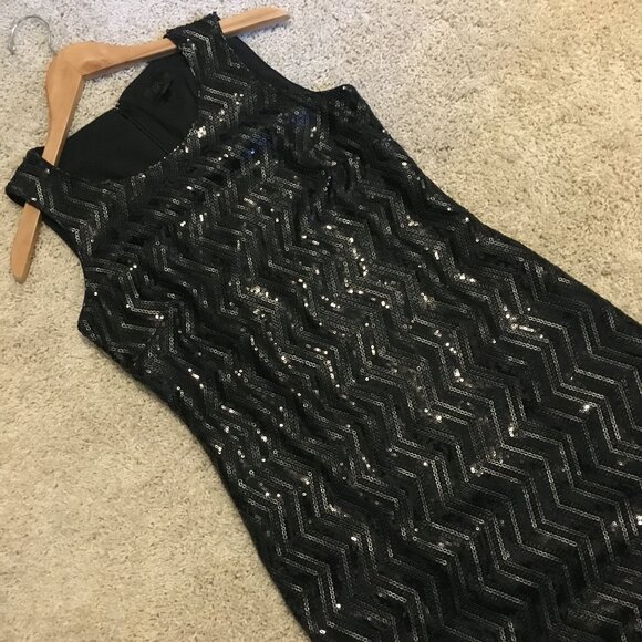 Art Deco Banana Republic Black Zig-Zag Sequin Sleeveless Shift Dress - Picture 8 of 13